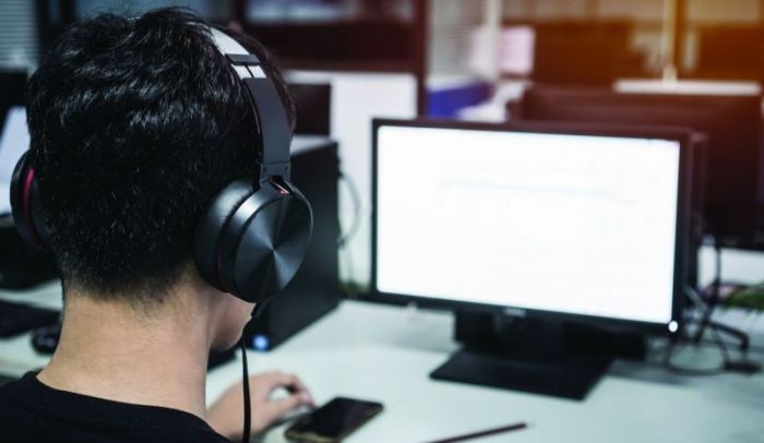 d kataeb 585 اخبار لبنان كيف تلقف الأساتذة والطلاب والمدارس قرارات وزير التربية وما الملاحظات التي سجلوها