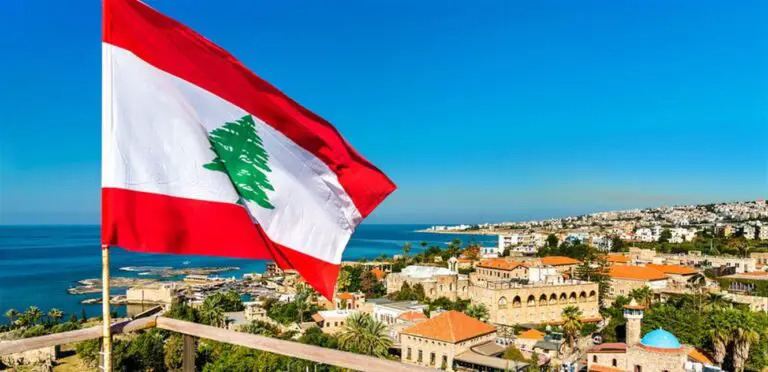 لبنان يفقد علاقاته الخارجية