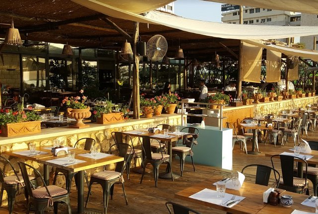 999999876548975469874569876458974569876453333