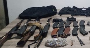 الجيش اللبناني, عمليات دهم, عاليه, قبرشمون, بتاتر, المخابرات, توقيف مطلوبين, إطلاق النار, أسلحة حربية, ذخائر حربية, أعتدة عسكرية, القضاء المختص, التحقيقات الأمنية, الأمن الداخلي, استقرار لبنان, الأمن في لبنان, عملية أمنية, مكافحة الجريمة, Lebanese Army, raids, Aley, Cabrashmoun, Bteir, Directorate of Intelligence, arrests, gunfire, weapons, ammunition, military gear, judiciary, investigations, internal security, stability in Lebanon, security in Lebanon, security operations, crime prevention