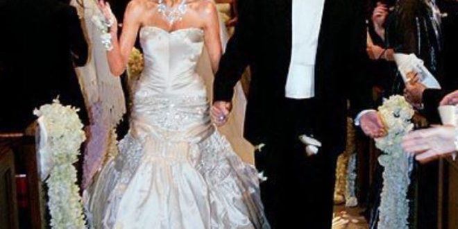 فستان زفاف ميلانيا ترامب, فساتين ديور, فستان كريستيان ديور, جون غاليانو, ميلانيا ترامب, زفاف ميلانيا ترامب, مار إيه لاغو, سعر فستان زفاف, فساتين فاخرة للبيع, بيع فستان زفاف على إيباي, فستان زفاف مميز, طراز كريستيان ديور, فساتين زفاف مشهورة, فستان زفاف ترامب للبيع, فستان سواروفسكي, تغييرات على فستان الزفاف, فساتين مشهورة, Melania Trump Wedding Dress, Christian Dior Wedding Dress, John Galliano Dress, Melania Trump Wedding, Mar-a-Lago Wedding Dress, Wedding Dress for Sale, eBay Wedding Dress, Luxury Wedding Dress for Sale, Famous Dior Dresses, Swarovski Wedding Dress, Wedding Dress Modifications, Iconic Wedding Dresses, Dior Wedding Gown, Celebrity Wedding Dresses, Wedding Dress Price, Melania Trump Wedding Gown