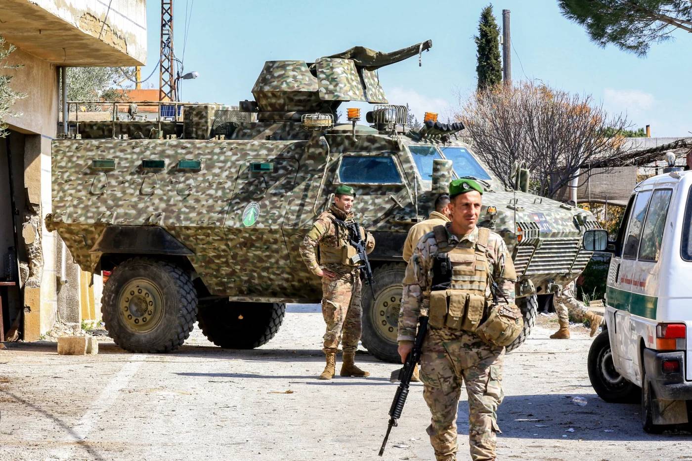 الجيش اللبناني 99999999997846978469784697469746974964333333