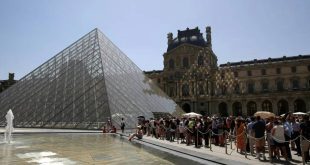 متحف اللوفر باريس 99999999999997869784699784979846596333333