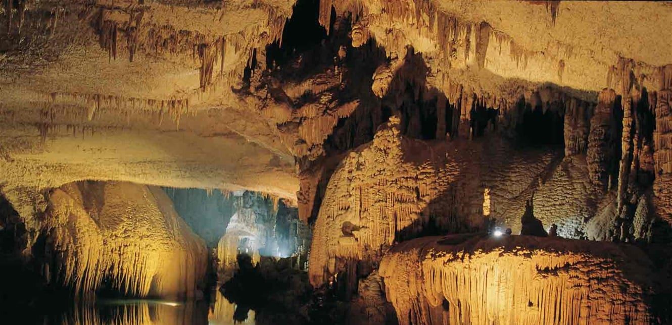 مغارة جعيتا