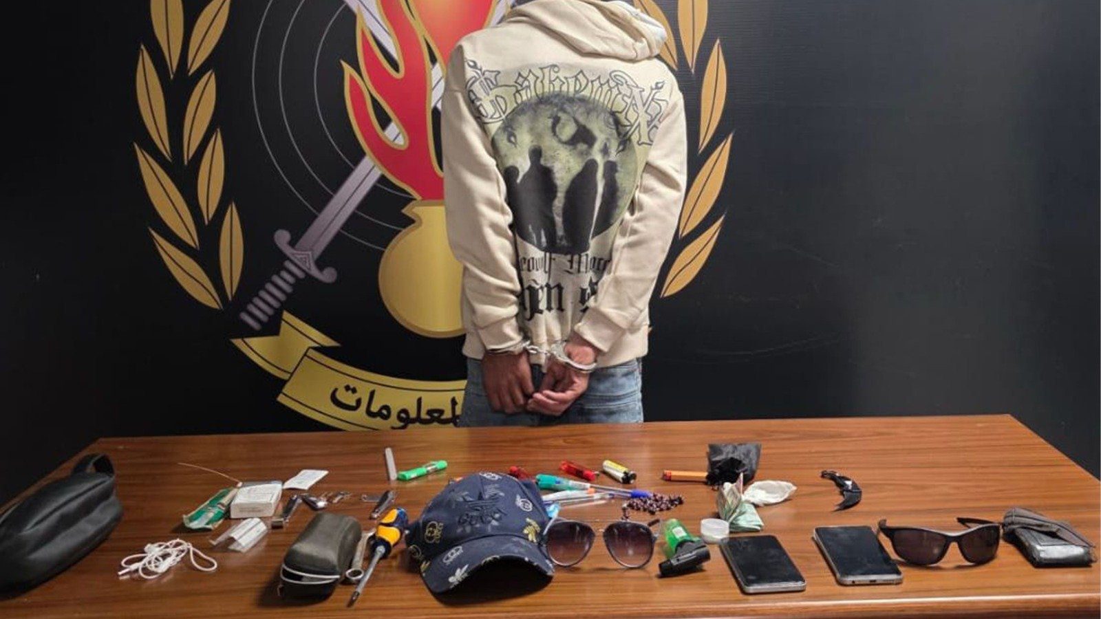 مُنتحل صفة أمنية في قبضة الأمن سلب ونشل في جبل لبنان وبيروت